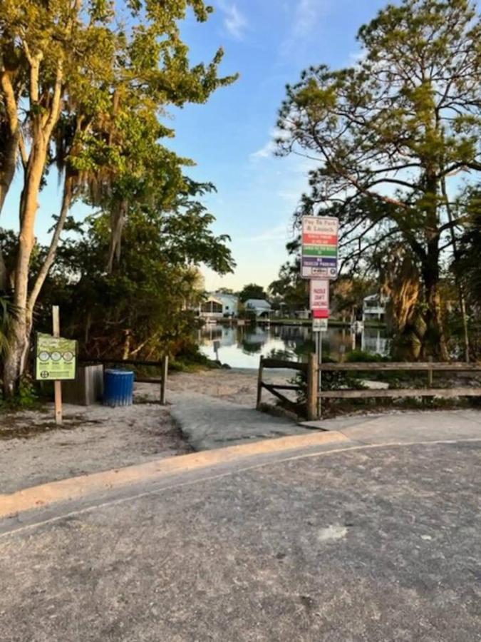 Crystal Cottage-Walk To Manatees Crystal River Exterior photo